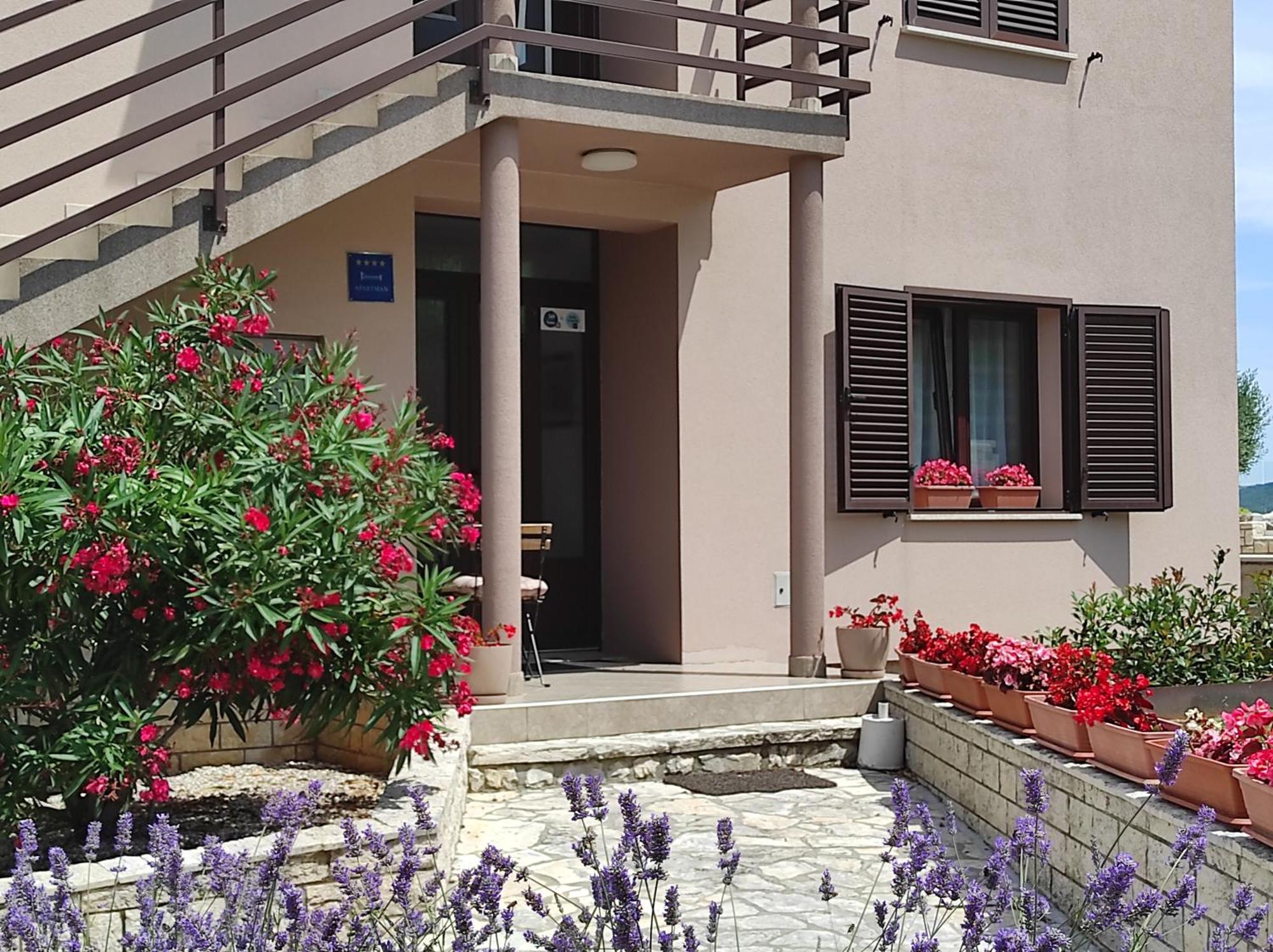 Apartment Gina Labin (Istria)